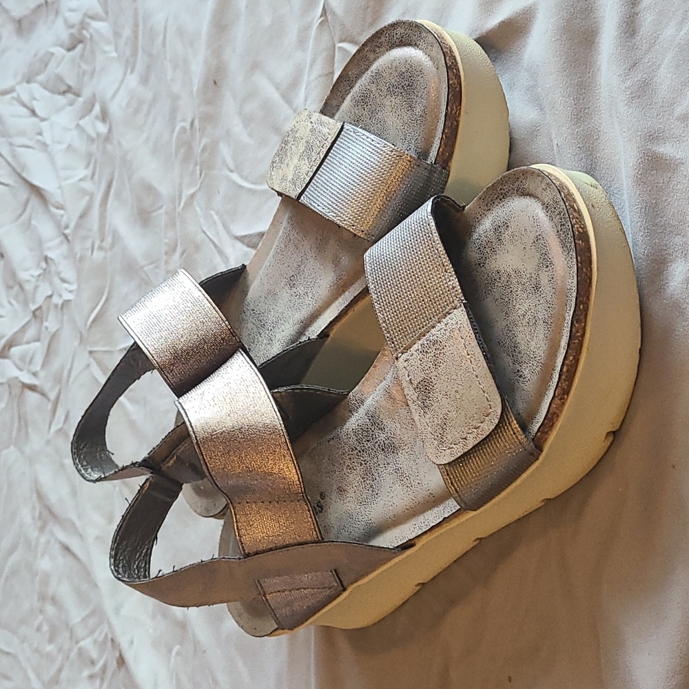 Pierre Dumas Platform Sandals